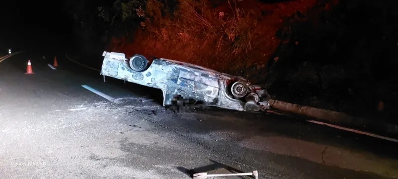 BR 158 – Pai e filho morrem após capotamento seguido de incêndio em Laranjeiras do Sul