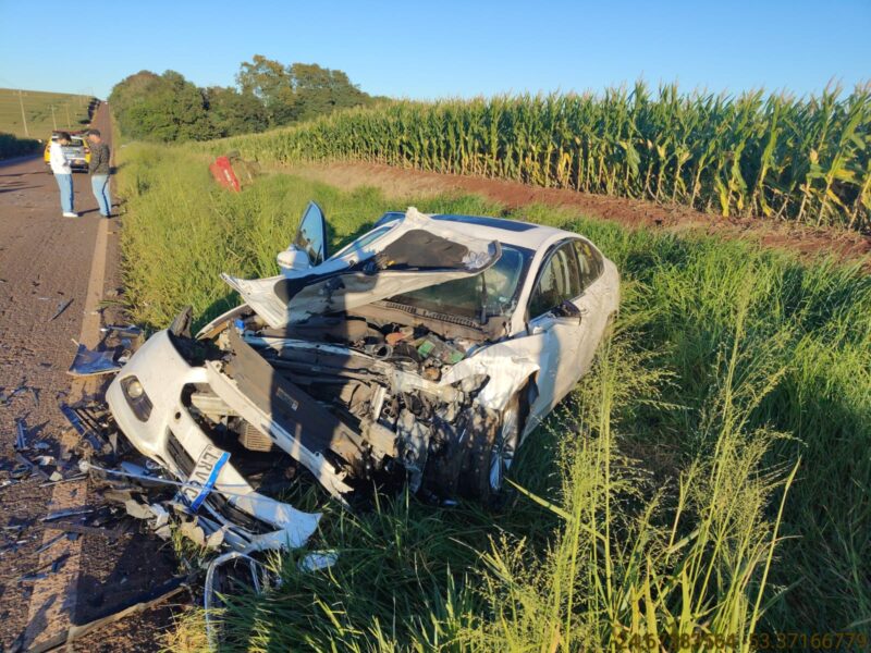 Cafelândia – Acidente com três carros na PR 180 deixa um morto e três feridos