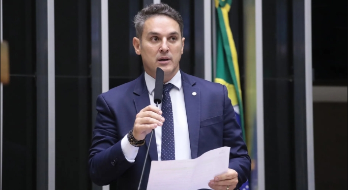 Brasília – Líder da oposição pede “respeito” e cobra Hugo sobre PL da Anistia