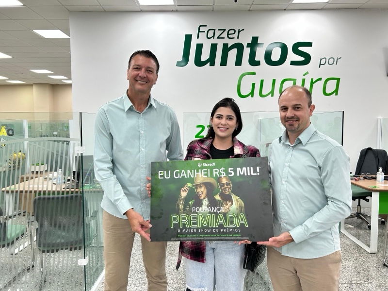 Guaíra – Associada do Sicredi ganha R$ 5 mil na campanha Poupança Premiada