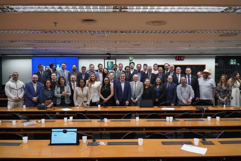 Brasília – União Brasil e PP lançam ‘superfederação’ com maior bancada na Câmara e quase 1,4 mil prefeitos