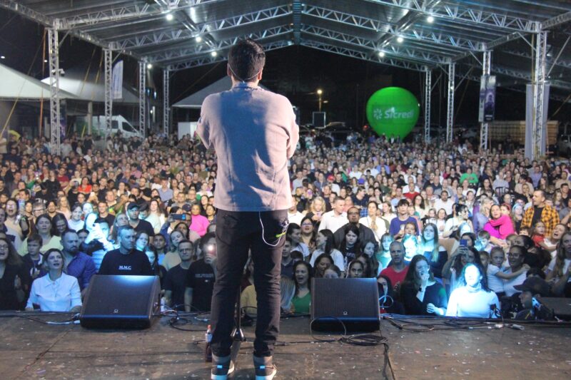 Destaque – Mais de 30 mil visitantes passaram pela Expo Rosa 2025