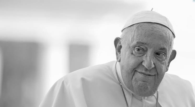 Roma – Papa Francisco morre aos 88 anos