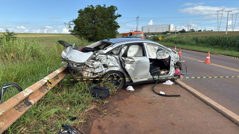 Corbélia – Adolescente morre e pais ficam feridos em acidente entre carro e carreta na BR 369