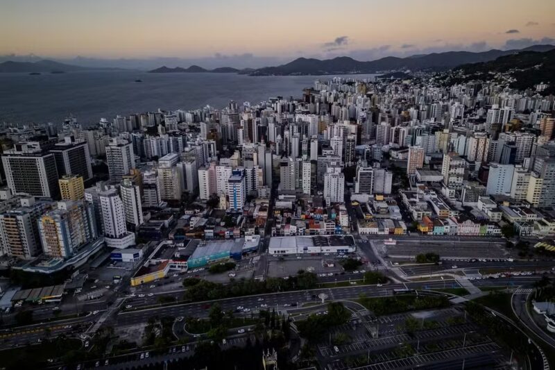 SC – Homem que matou filha de dois meses com cabeçadas na parede é condenado a 14 anos de prisão