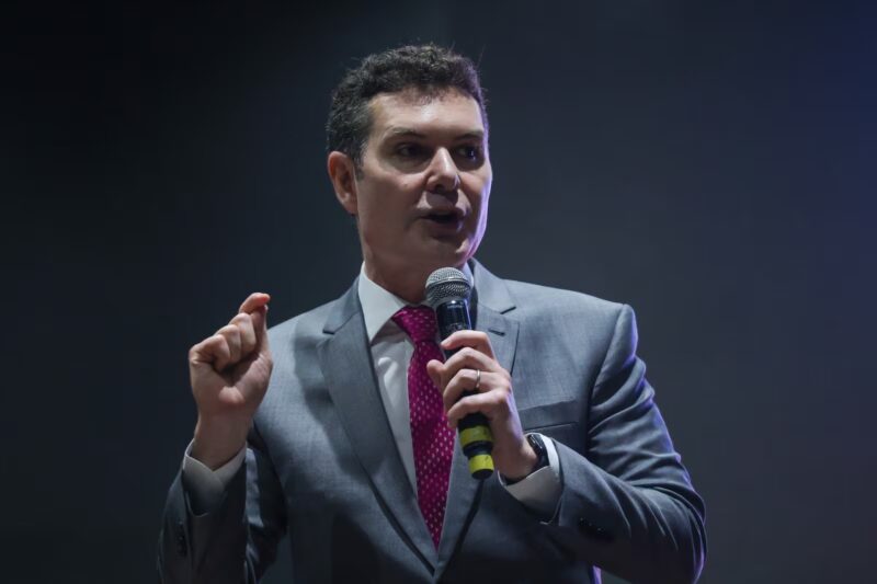 Economia – Minha Casa, Minha Vida da classe média será aberto em maio, diz ministro das Cidades