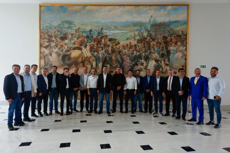 Curitiba – Governador Ratinho Junior recebe ex-presidente Jair Bolsonaro no Palácio Iguaçu