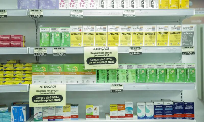 Saúde – Justiça suspende autorização para farmacêuticos prescreverem remédios