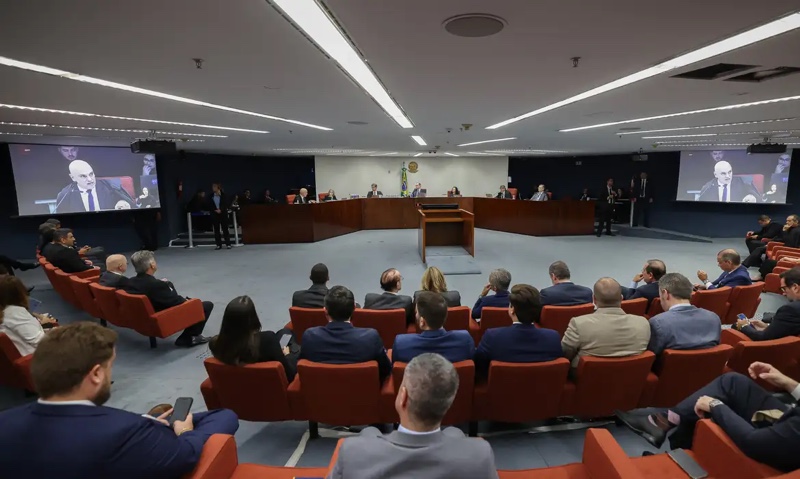 Justiça – Por unanimidade, Bolsonaro e mais 7 viram réus por tentativa de golpe