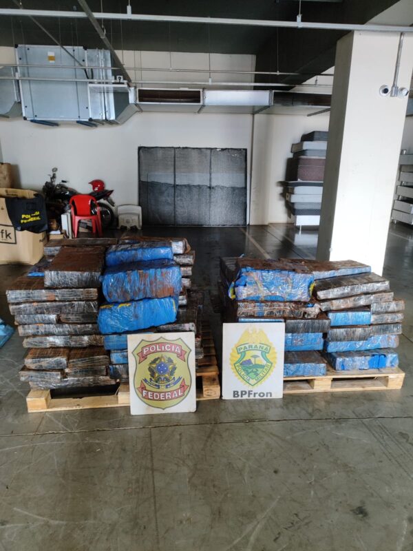 Guaíra – Policiais realizam apreensão de 1.076 quilos de maconha