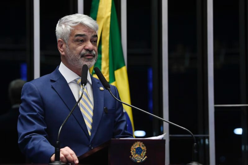 Brasília – PT confirma Humberto Costa como novo presidente temporário do partido