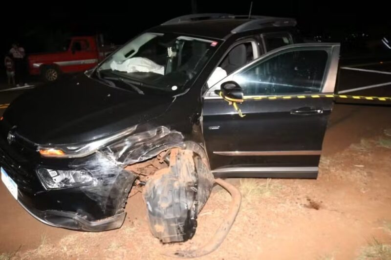 PR 553 – Motorista bêbado é preso após provocar acidente que matou três pessoas da mesma família e ameaçar policiais no Paraná, diz polícia