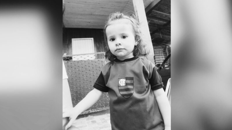 Cascavel – Morre Maria Cecília, menina que caiu da janela do prédio onde morava