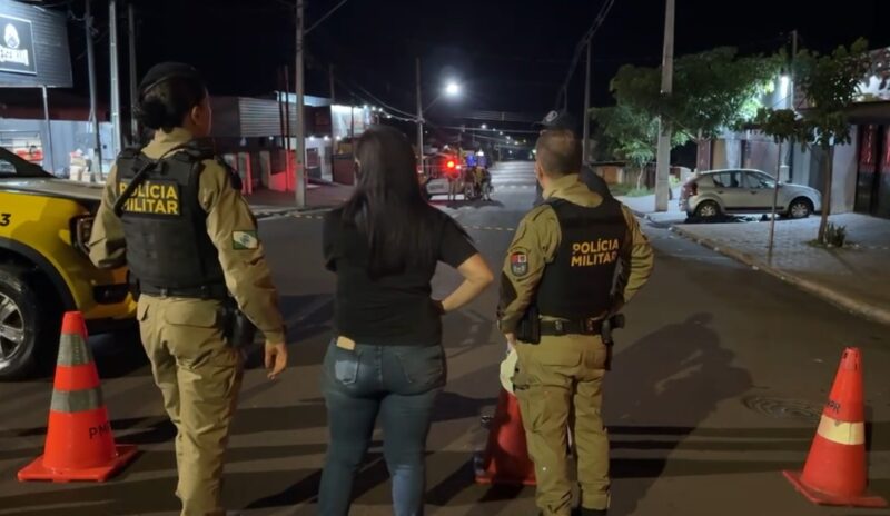 Cascavel – Homem é morto com mais de 20 tiros em frente a tabacaria no bairro Tarumã