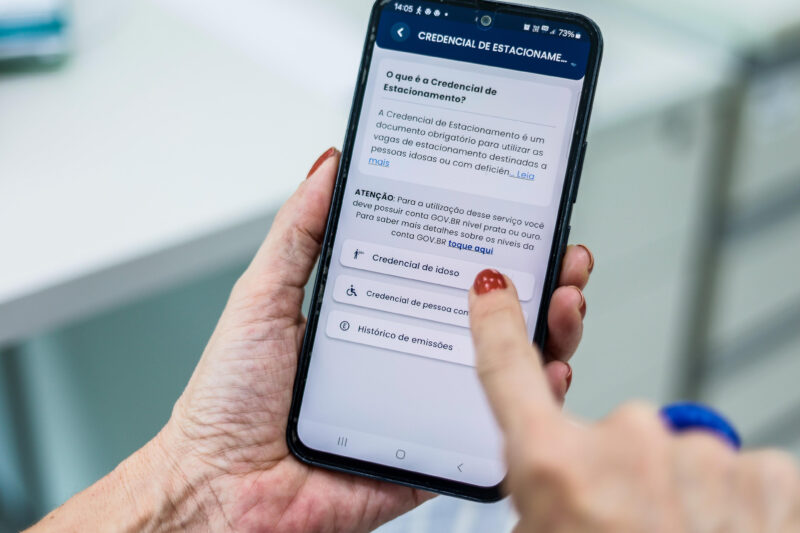 Trânsito – Credenciais de estacionamento para idosos e PCDs podem ser feitas de maneira digital