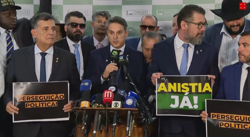 Brasília – Oposição apresenta manifesto e questiona isenção do STF sobre denúncia