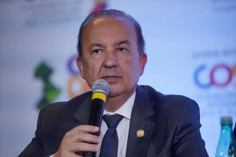 Polêmica – Governador de Santa Catarina sanciona “lei anti-MST”; movimento reage