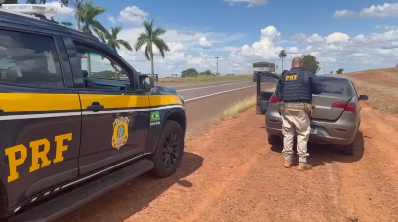 Guaíra – PRF apreende 712 kg de maconha na BR-272