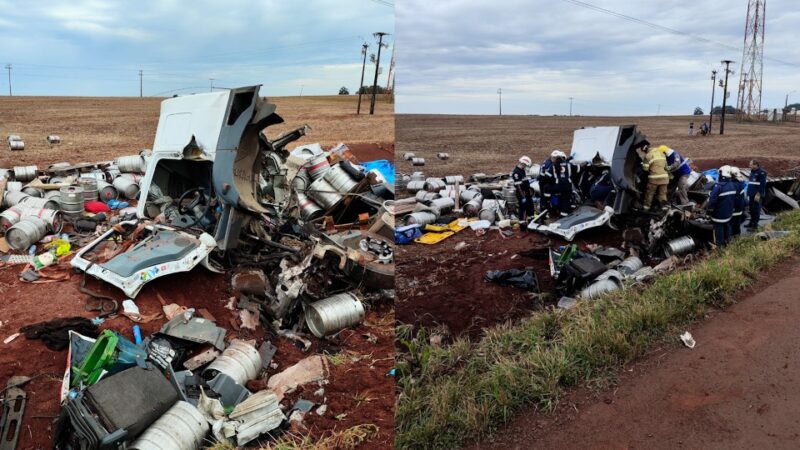 Assis – Caminhão tomba na BR 239 e deixa homens feridos