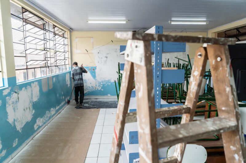 Parceiro da Escola: empresas realizam melhorias e preparam 82 colégios para volta  s aulas