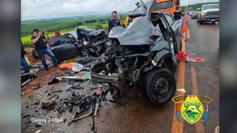 PR-445 – Quatro pessoas morrem após batida frontal entre carros no Paraná, dizem autoridades