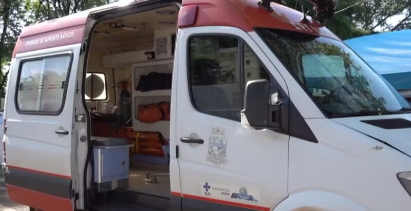 Foz – Ambulância do Samu estacionada em frente a unidade de saúde é furtada