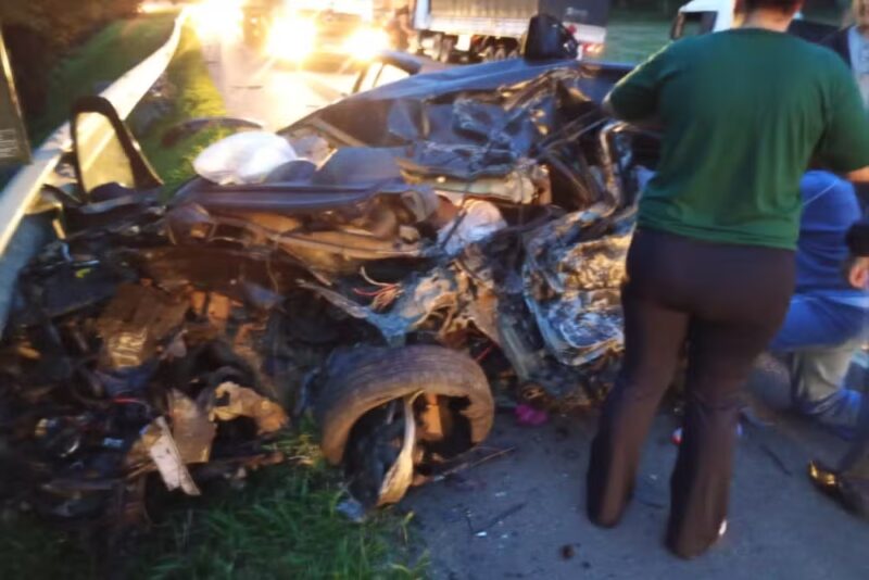 BR 116 – Pai, mãe e filha de 4 anos morrem em acidente, no Paraná