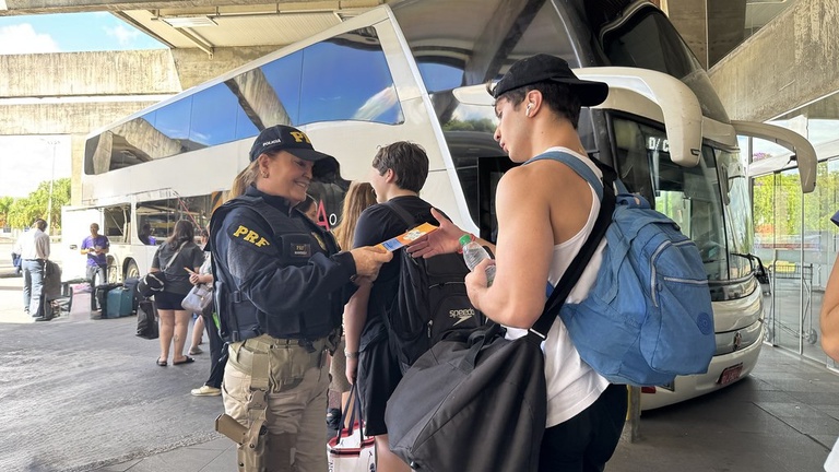Segurança – PRF inicia Operação Corpus Christi 2026 nas rodovias federais do Paraná
