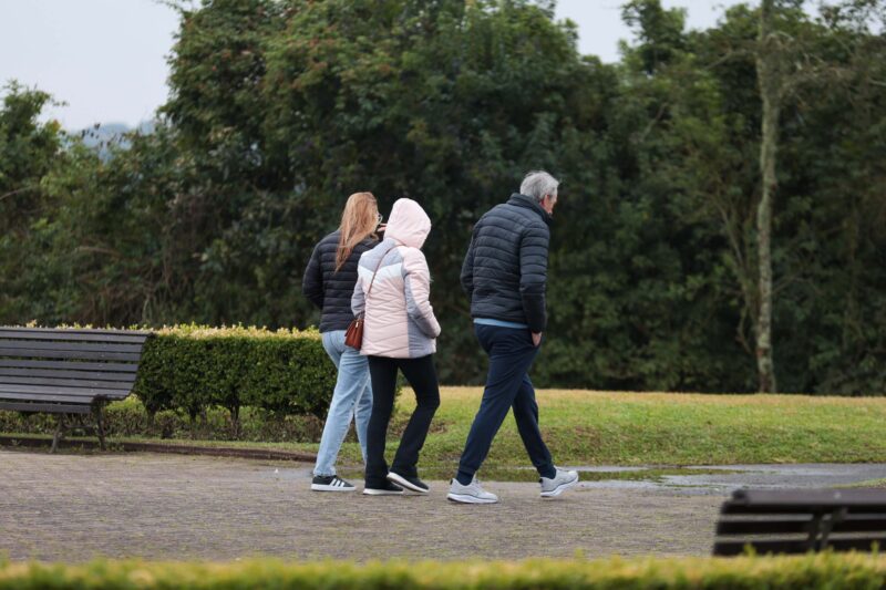 Clima – Mês da chegada do inverno, junho será frio e com chuvas acima da média no Paraná