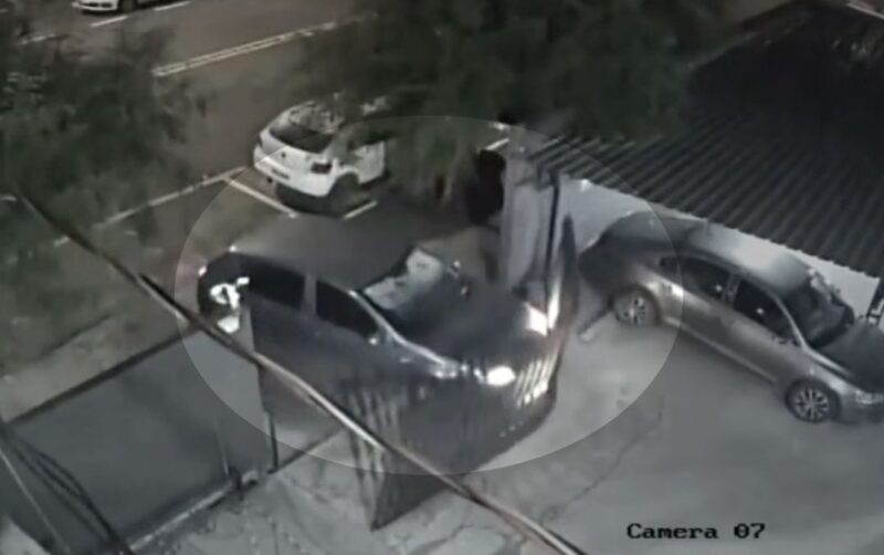 Toledo – Homem que invadiu Delegacia agrediu a mãe e subtraiu o carro dela antes do crime