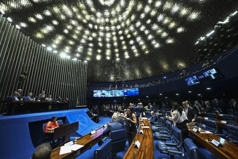 Brasília – Congresso pode promulgar dosimetria sem passar por Lula