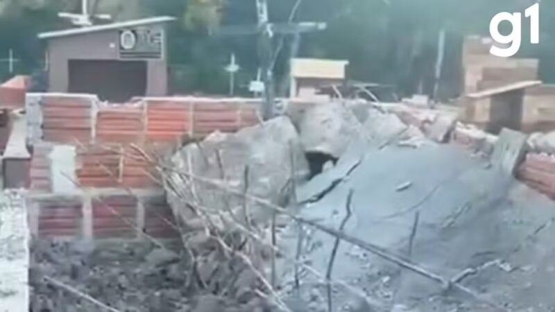MT – Filho morre soterrado após túmulo do pai desabar em cemitério