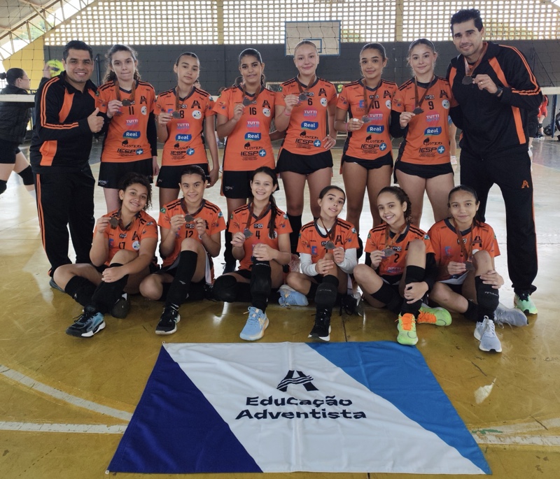 Destaque – Escola Adventista de Guaíra faz história na fase regional dos Jogos Escolares do Paraná