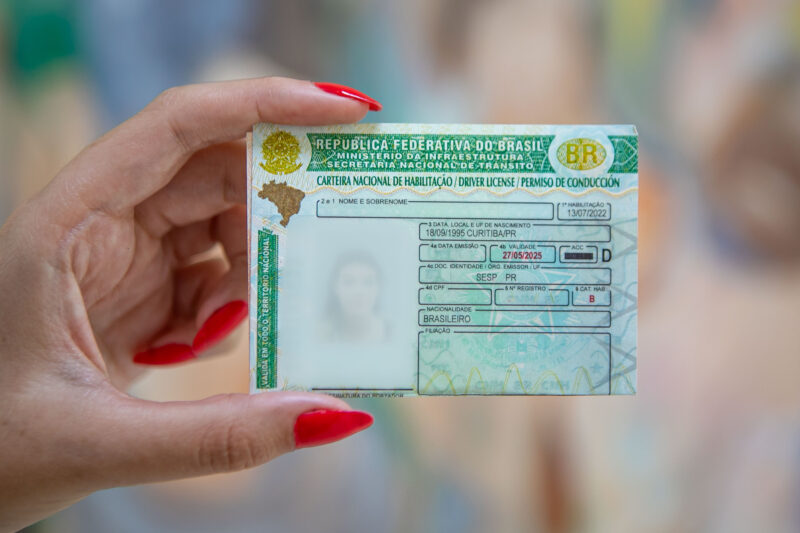 Paraná – Justiça suspende certificações de CNH feitas por instrutores autônomos no Paraná
