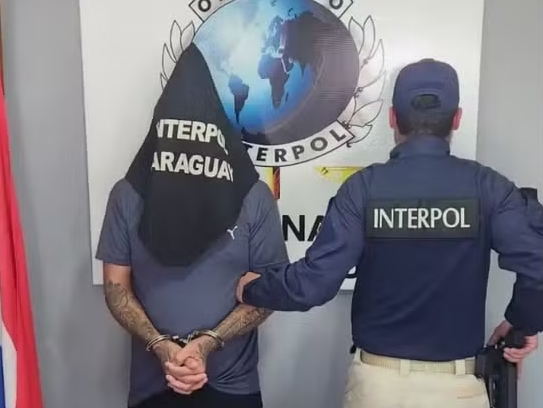Salto del Guairá – Líder religioso suspeito de estuprar adolescentes no Paraná é preso no Paraguai