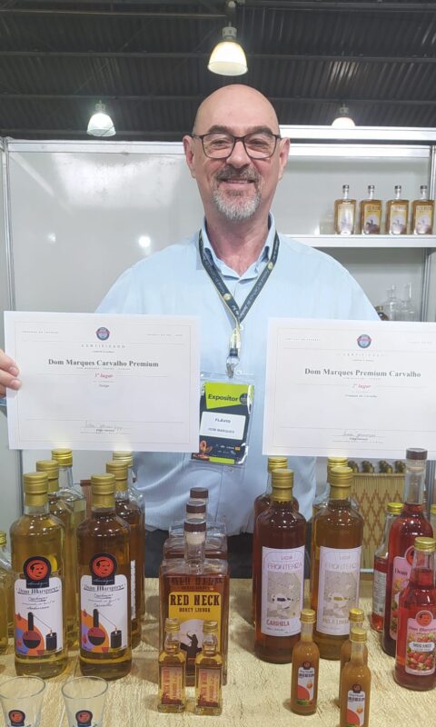 Destaque – Cachaça de Guaíra conquista 2º lugar no Festival da Cachaça em Jandaia do Sul
