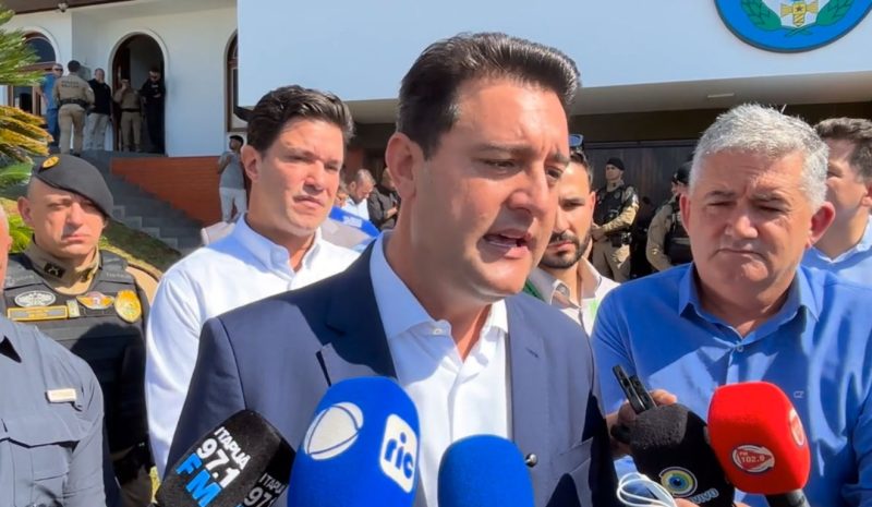 Paraná – Ratinho Junior cogita se licenciar do cargo para entrar de cabeça na campanha