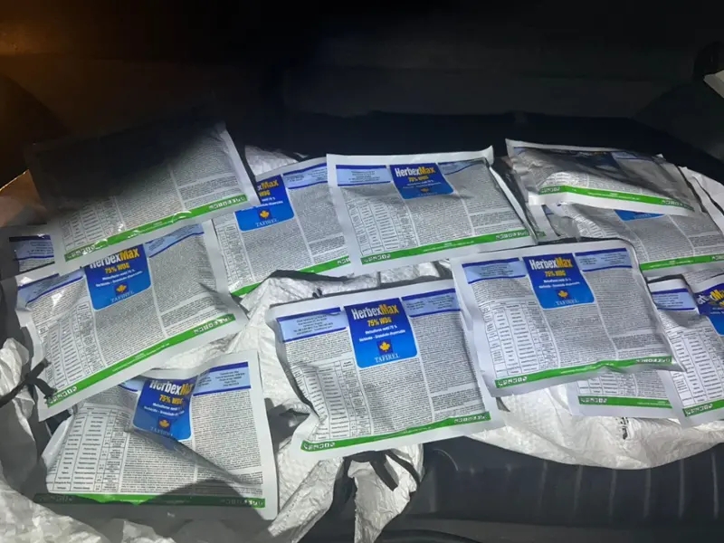 PR 364 – Homem é preso com carga de herbicida irregular em Terra Roxa