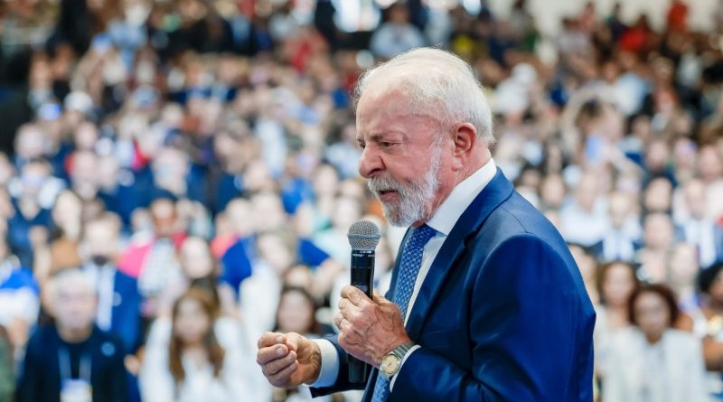 Eleições 2026 – Lula reafirma pré-candidatura e fala em barrar volta da extrema-direita