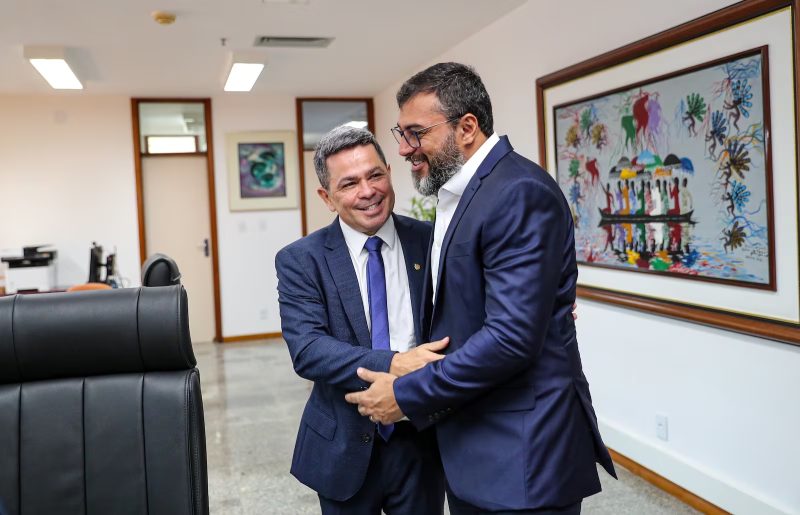 2026 – Governador e vice do Amazonas deixam cargos no limite do prazo eleitoral