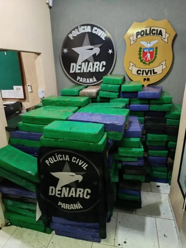 Itaipulândia – Denarc apreende cerca de 2,5 toneladas de drogas na área rural