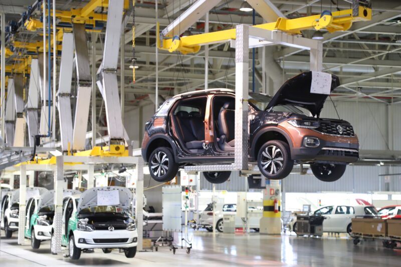 Economia – Produção de veículos cresce 3,5% em 2025