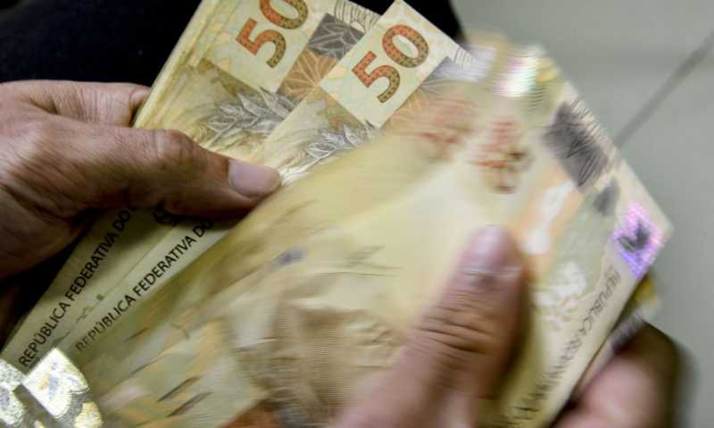 Brasília – Câmara aprova regras mais rígidas para devedor contumaz