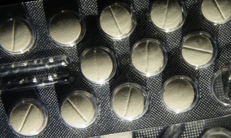 Saúde – Médicos alertam sobre riscos do uso prolongado do omeprazol