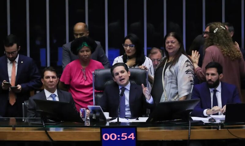 Brasília – Câmara dos Deputados aprova licença menstrual de até 2 dias