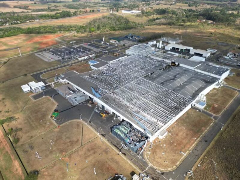 Economia – Toyota suspende produção no país após chuva destruir fábrica em SP