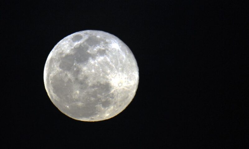 Internacional – Homem pode voltar  Lua após mais de 50 anos