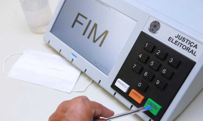 Brasília – CCJ do Senado aprova PEC do fim da reeleição no Executivo