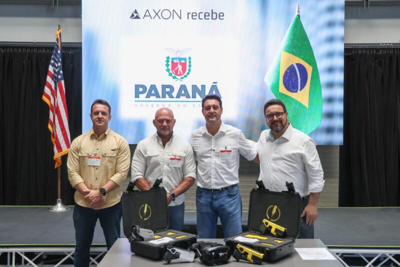 Segurança – Governador anuncia compra de 2 mil armas não letais de gigante global que fornece para o FBI