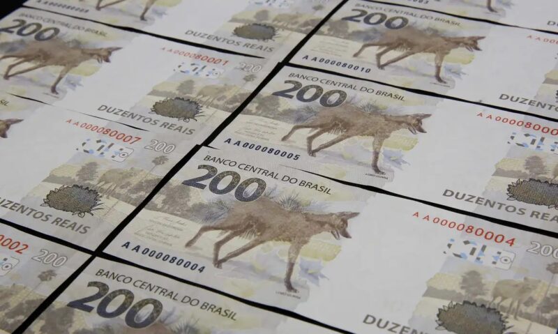 Economia – Teto de juros do consignado do INSS subirá para 1,85% ao mês